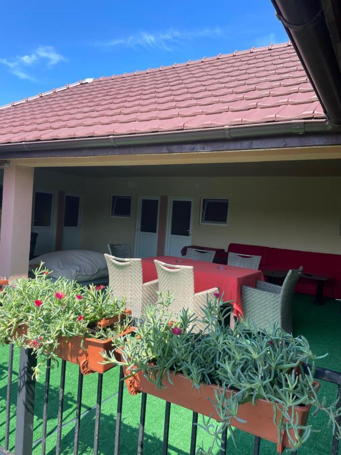 Vila Baciu Hotel Tuzla Luaran gambar